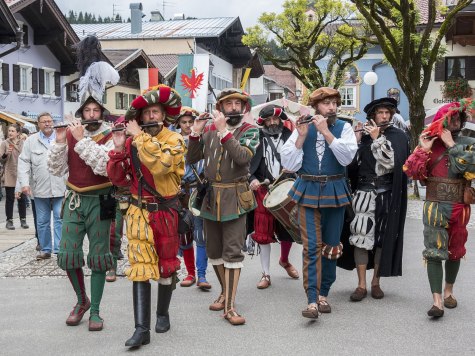 Musikalischer Beitrag des Spielmannszuges, © Alpenwelt Karwendel | Wera Tuma