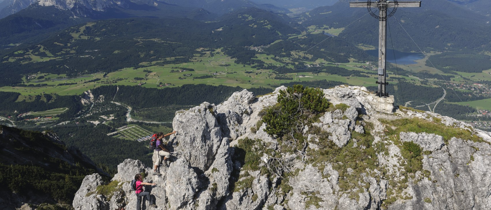 Gipfelkreuz Signalkopf, © Alpenwelt Karwendel | Wolfgang Ehn