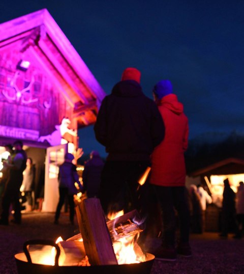 Verschneite Landschaften und gesellige Momente in Mittenwald, Krün und Wallgau., © Alpenwelt Karwendel | Angelika Warmuth