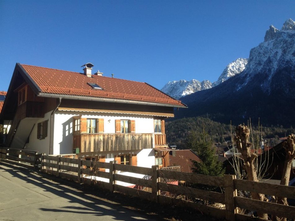 Hanglage, sonniger Südbalkon