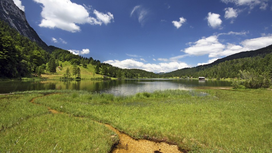 Ferchensee - glasklarer Badesee in Mittenwald, © Alpenwelt Karwendel | Rudolf Pohmann