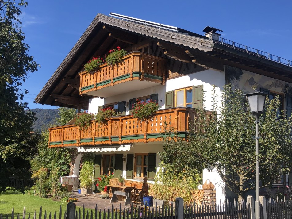 Landhaus Elisabeth, Ferienwohnungen, Krün, © Landhaus Elisabeth | Pogrzeba