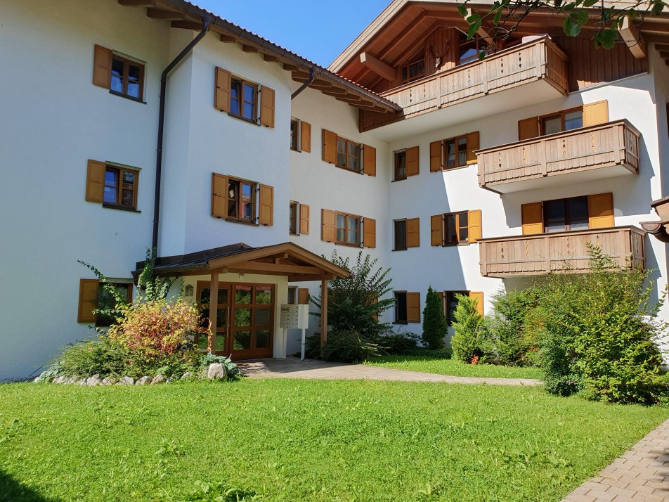 entrance house karwendel