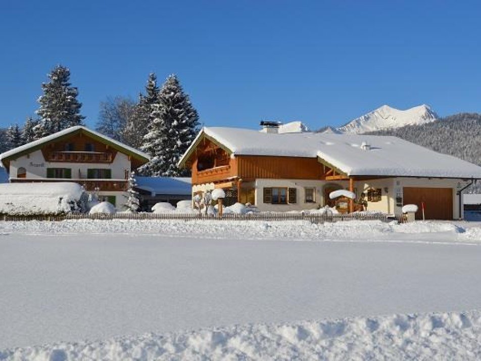 Manghofer Krün im Winter, © Manghofer