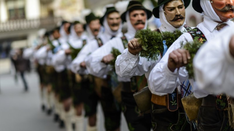 Die Maschkera treiben in der Faschingszeit in der Alpenwelt Karwendel ihr Unwesen, Höhepunkt ist der Unsinnige Donnerstag., © Alpenwelt Karwendel | Zugspitz Region