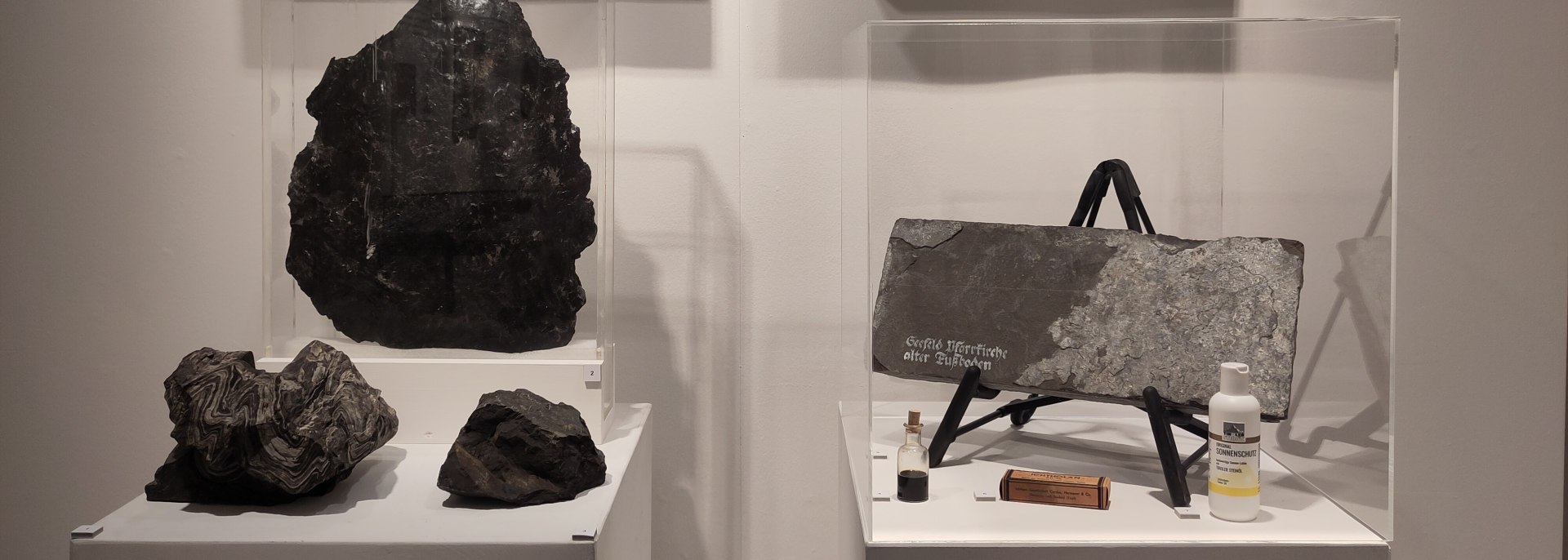 Sonderausstellung „Der Stein, der brennt und heilt. Ölschieferbergbau im Karwendel", © Geigenbaumuseum Mittenwald