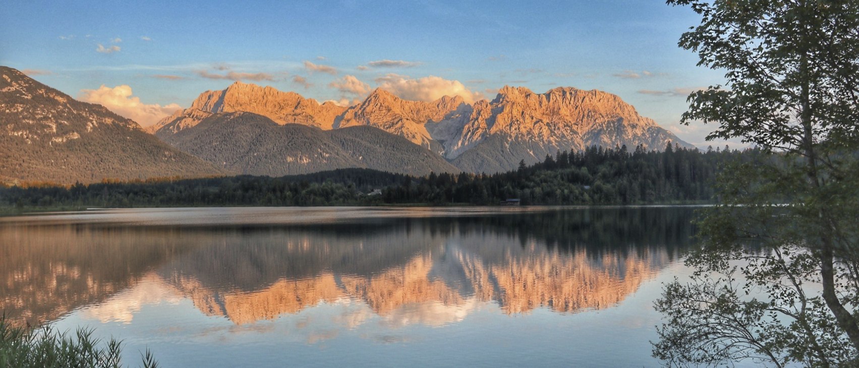 Barmsee bei Krün im Sommer, © Alpenwelt Karwendel| Marcel Dominik Barmsee bei Krün im Sommer, © Alpenwelt Karwendel| Marcel Dominik