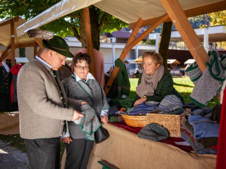 Mittenwalder Frühlingsmarkt, © Alpenwelt Karwendel / Hubert Hornsteiner