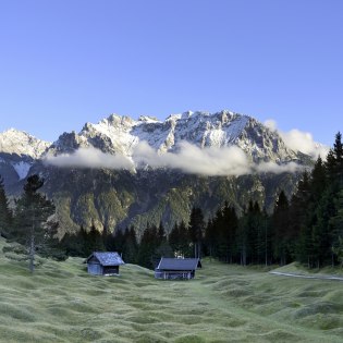 Wanderung über die Buckelwiesen zum Kranzberg in Mittenwald , © Alpenwelt Karwendel | Stefan Eisend