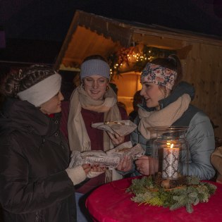 Eindrücke vom Adventsmarkt der Sinne in Wallgau, © Alpenwelt Karwendel | Rosemarie Karg