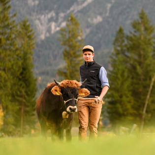Flori Breith und der Ochs , © karlmeise | Philipp Gülland