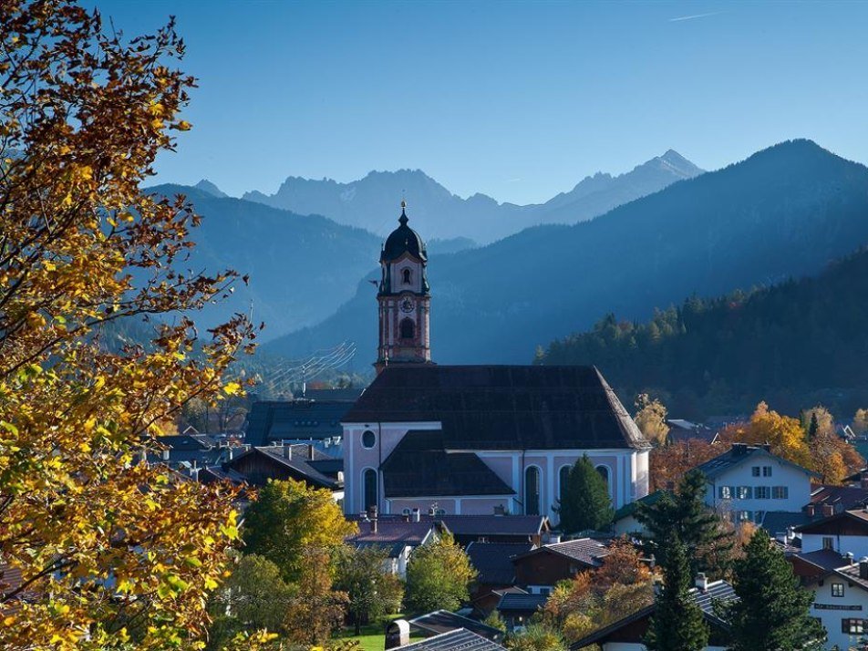 Ferienwohnungen_Haus_Lindenruh_Ausblick_Mittenwald, © HAUS LINDENRUH Ferienwohnungen_Haus_Lindenruh_Ausblick_Mittenwald, © HAUS LINDENRUH