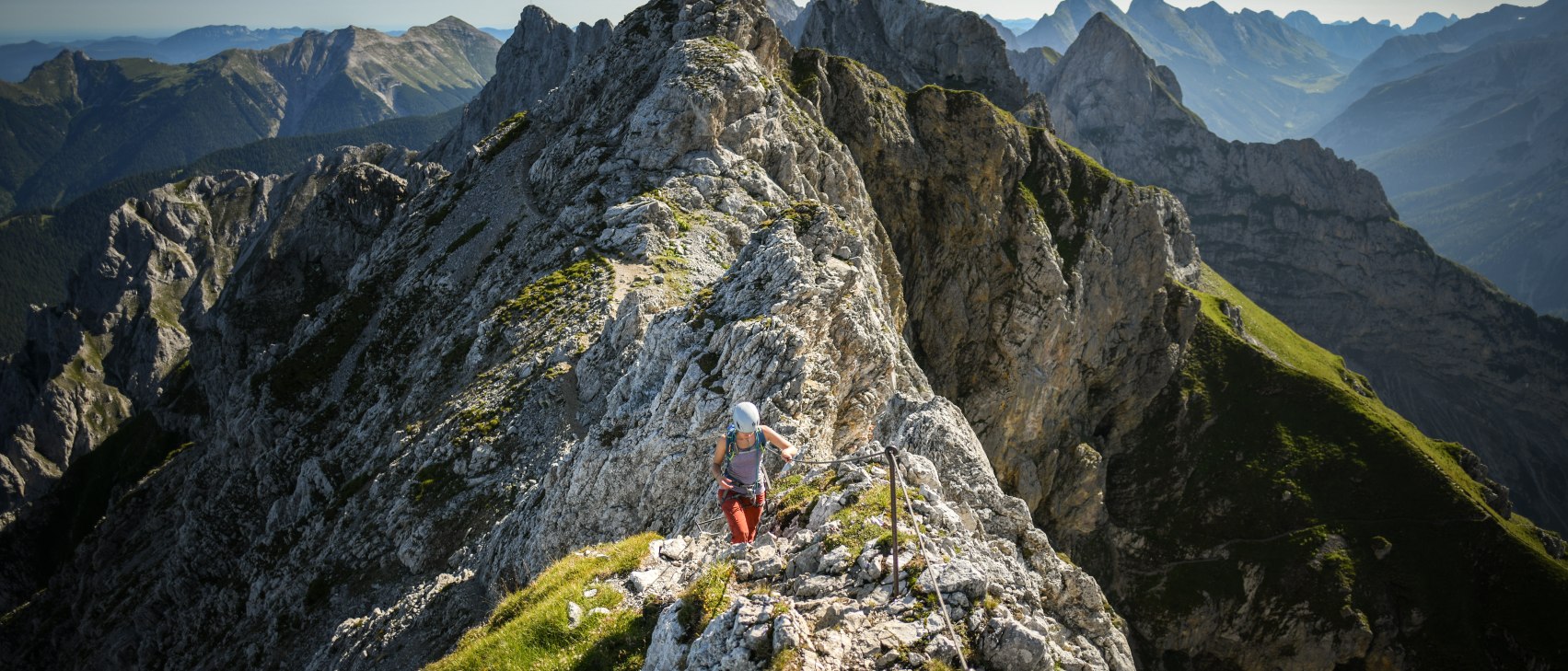 Mittenwalder Klettersteig, © Alpenwelt Karwendel | Philipp Gülland, PHILIPP GUELLAND Mittenwalder Klettersteig, © Alpenwelt Karwendel | Philipp Gülland, PHILIPP GUELLAND