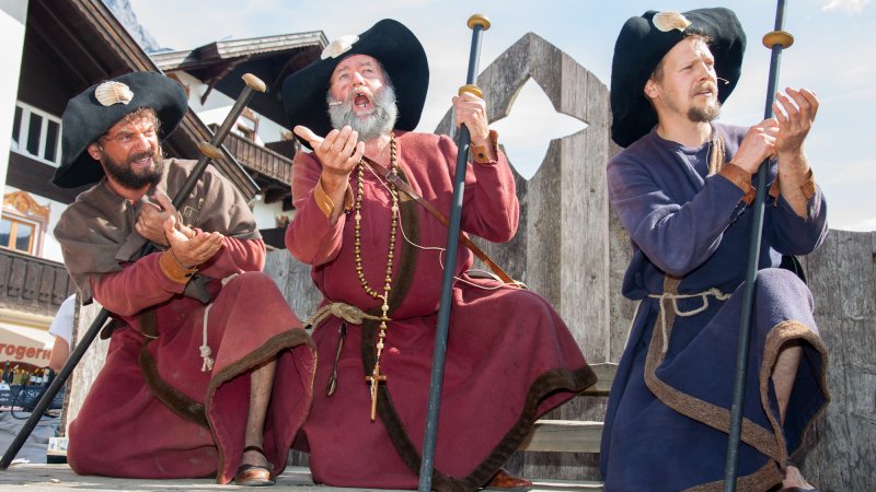 Eindrücke vom Bozner Markt in Mittenwald, © Alpenwelt Karwendel | Hubert Hornsteiner