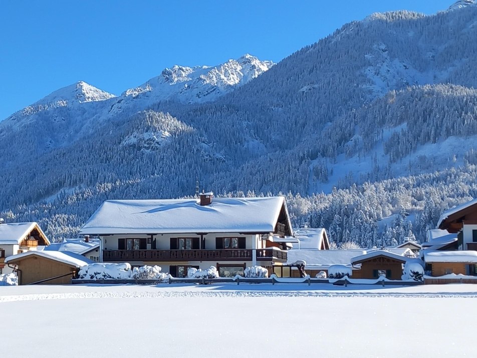 Gästehaus Huber im Winter (03.12.23)