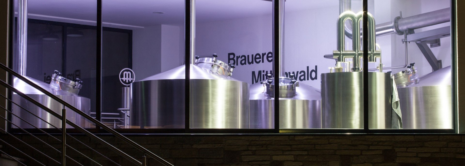 Das Bild zeigt die neue Sudanlage der Brauerei Mittenwald, © Alpenwelt Karwendel | Brauerei Mittenwald 