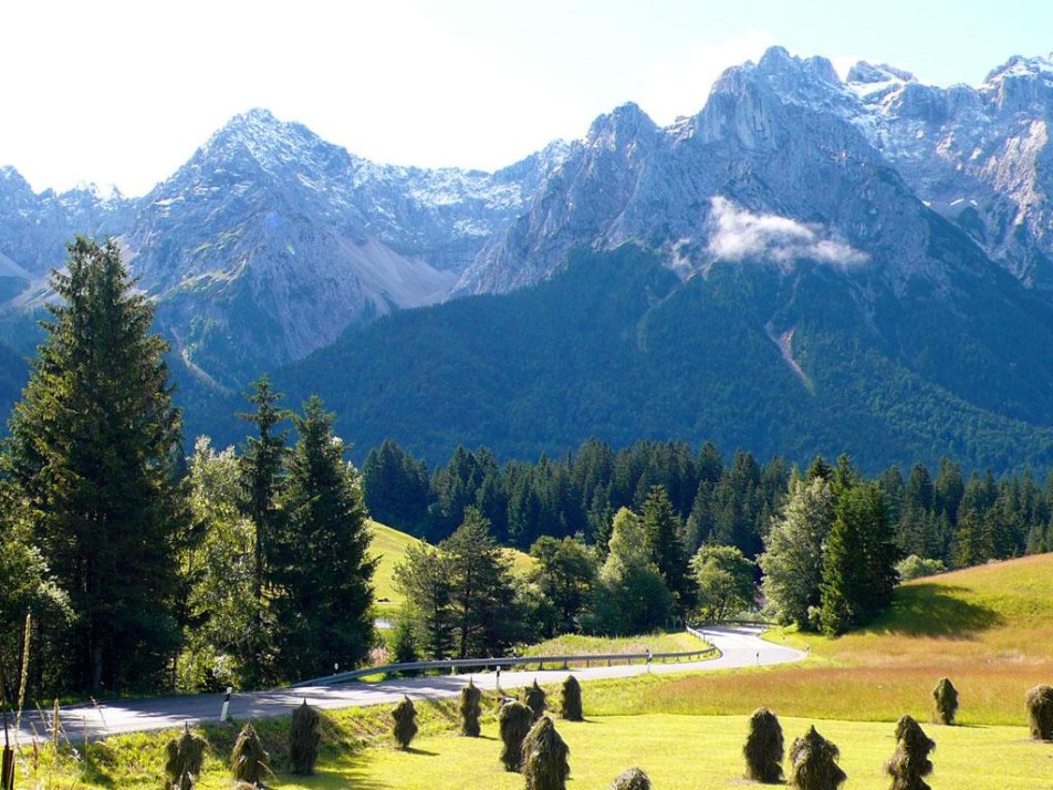 Karwendel mit Buckelwiesen und Heumandln