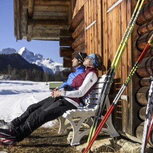 Momente beim Langlaufen auf den zahlreichen Loipen der Alpenwelt Karwendel, © Alpenwelt Karwendel | Wolfgang Ehn Momente beim Langlaufen auf den zahlreichen Loipen der Alpenwelt Karwendel, © Alpenwelt Karwendel | Wolfgang Ehn