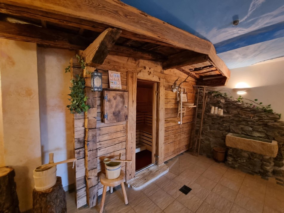 Sauna im Almhüttenstil