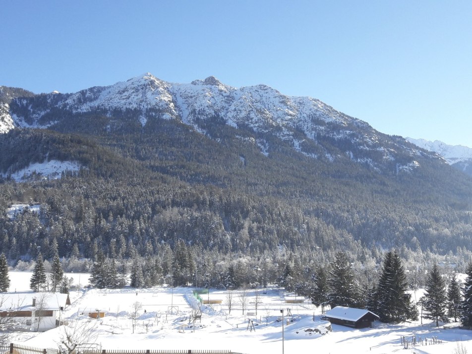 Sportplatz in Krün im Winter, © Alpenwelt Karwendel | Magdalena Mayr
