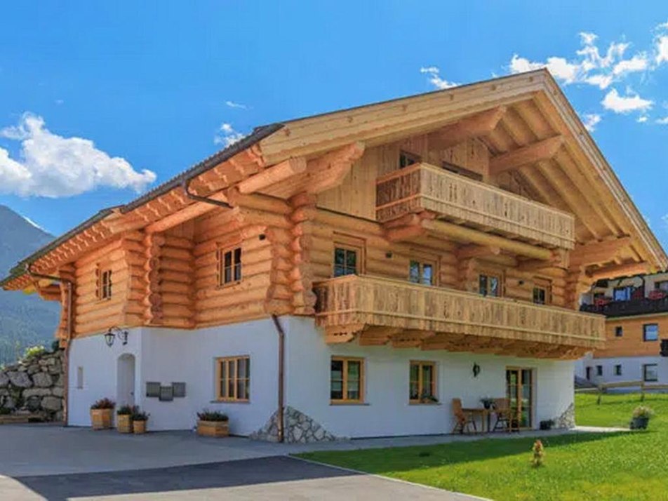 Alpenchalet St. Ulrich - Hauszufahrt