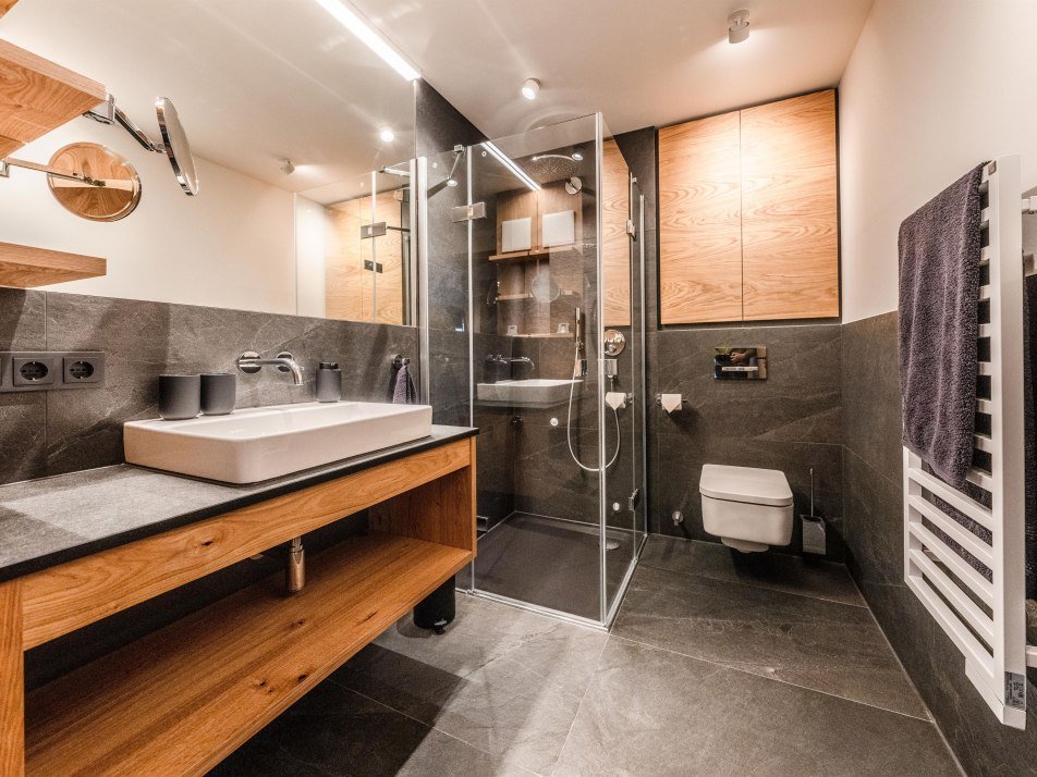 Bath with rainshower Bath with rainshower