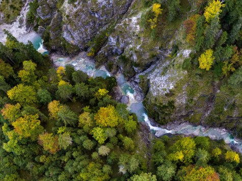 Finzklamm der ungezähmte Wasserlauf in Mitten wilder Natur der Alpenwelt Karwendel, © Alpenwelt Karwendel | Kriner & Weiermann