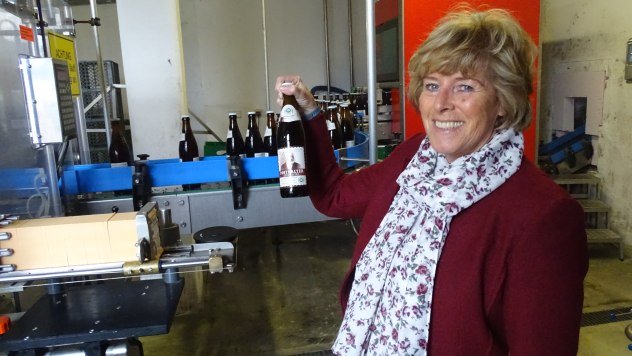 Marion Neuner, senior Chefin der Brauerei Mittenwald, © Alpenwelt Karwendel | Andrea Schmölzer