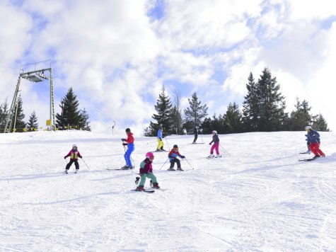 Skispaß für die ganze Familie in der Alpenwelt Karwendel, © Alpenwelt Karwendel | Stefan Eisend