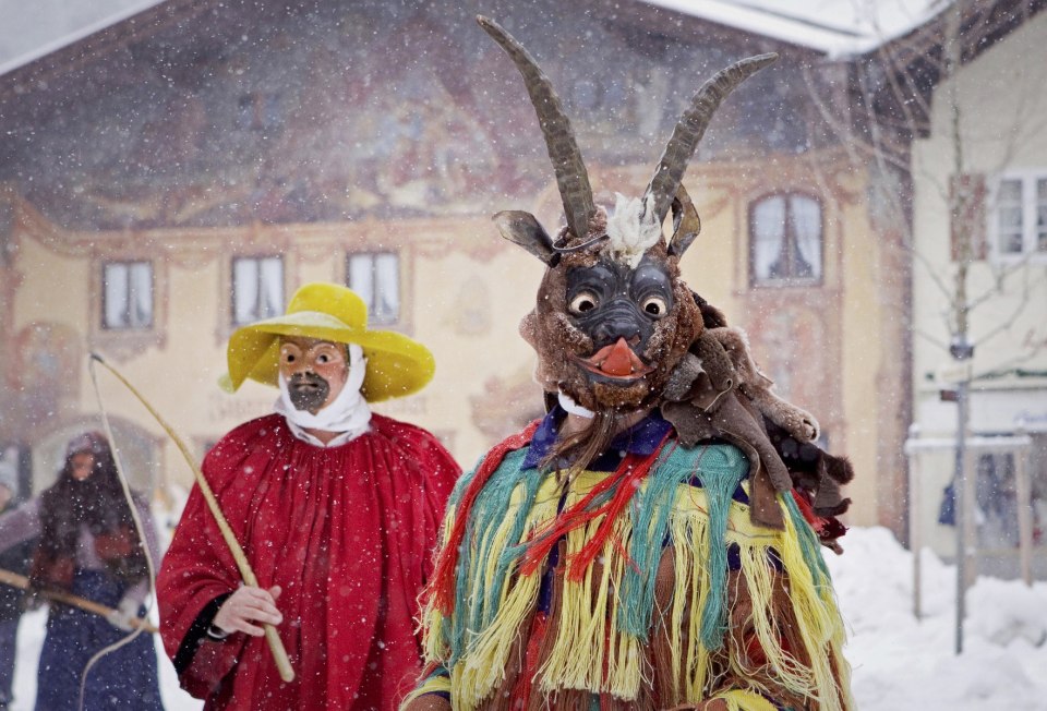 Die Maschkera versuchen den Winter in der Alpenwelt Karwendel auszutreiben, © Alpenwelt Karwendel | Wera Tuma