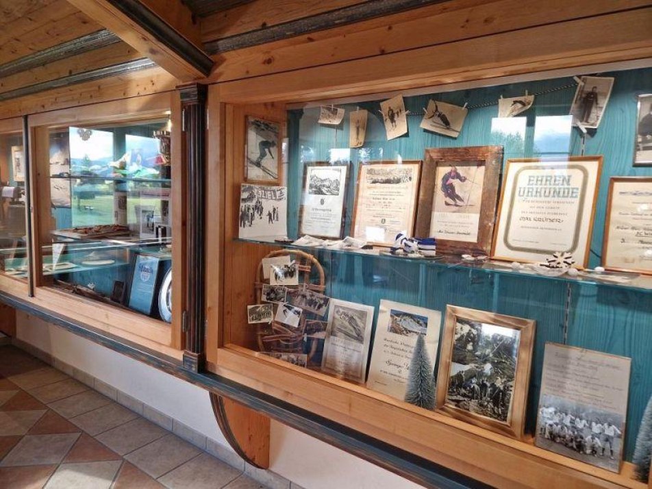 Ausstellung zum 75. jährigen Jubiläum des Skiclub Wallgau e.V., © Holzer Robert