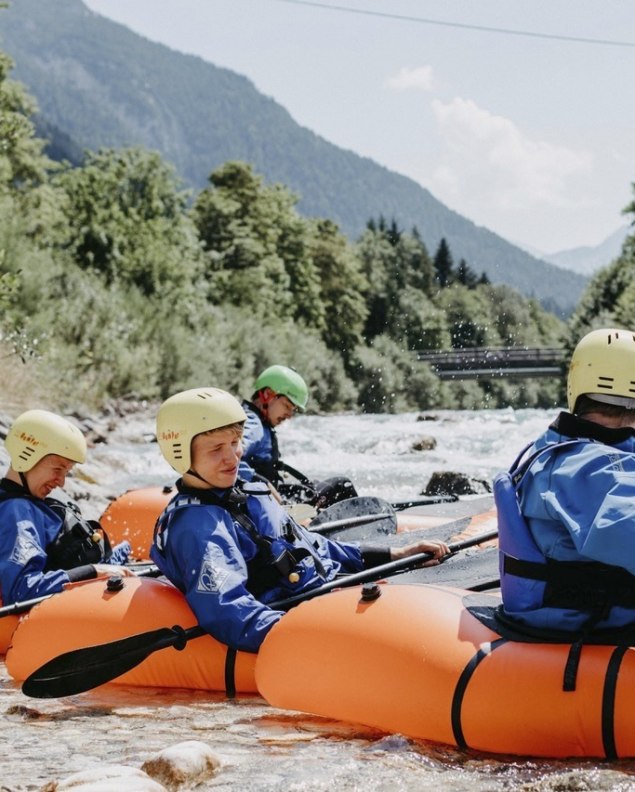 Wasserabenteuer mit dem Trekraft auf der Isar in der Alpenwelt Karwendel, © Alpenwelt Karwendel | Stephanie Bech