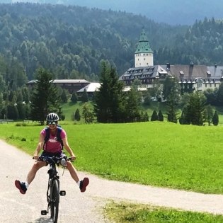 Auf den Spuren der Weltpolitik am Schloss Elmau, © Alpenwelt Karwendel | Andrea Schmölzer Auf den Spuren der Weltpolitik am Schloss Elmau, © Alpenwelt Karwendel | Andrea Schmölzer