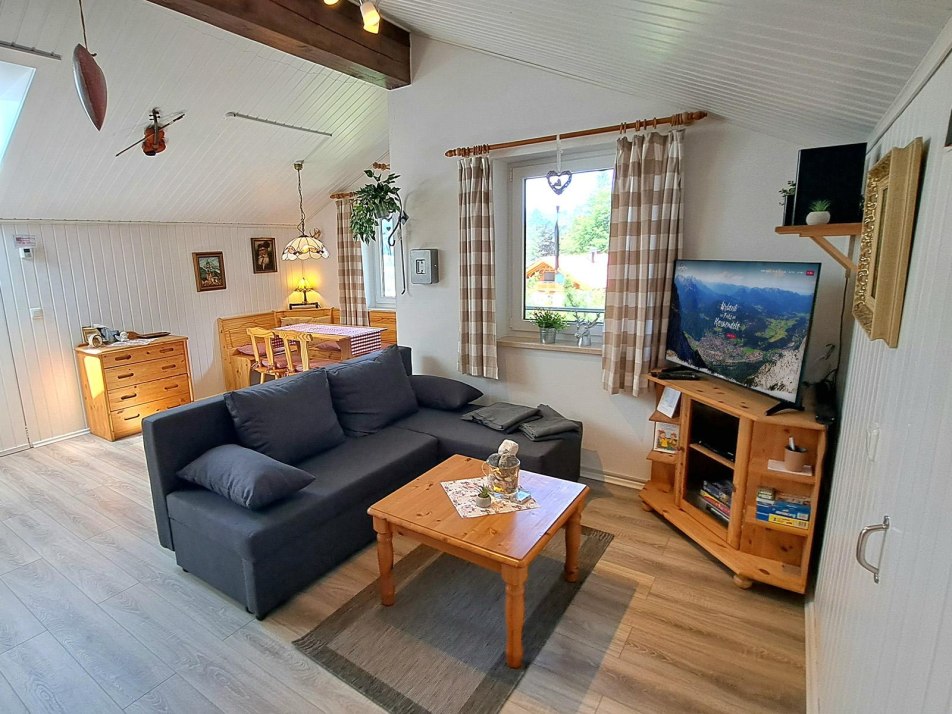 2025-Ferienwohnung-Mittenwald-Karwendelherzen-Essb