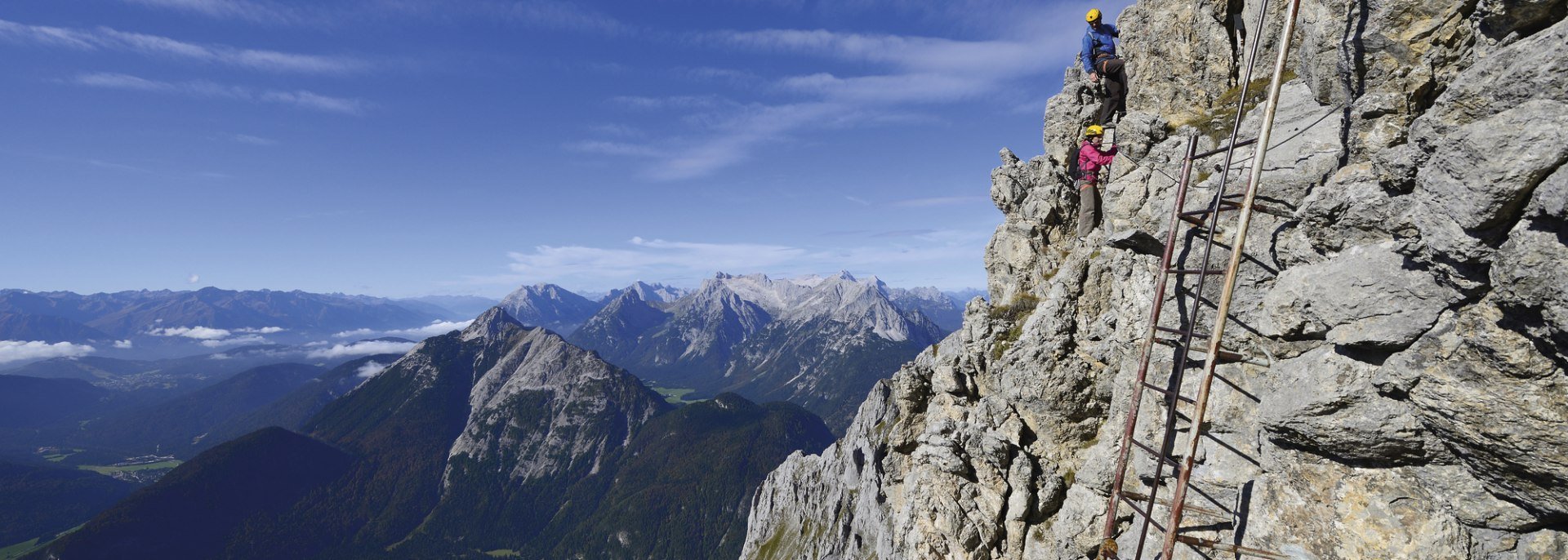 Luftige Erlebnisse auf dem Klettersteig am Karwendel, © Alpenwelt Karwendel | Wolfgang Ehn