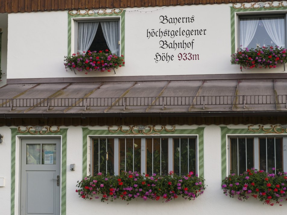 Der höchstgelegene Bahnhof ganz Bayerns in Klais, © Alpenwelt Karwendel | Wolfgang Ehn