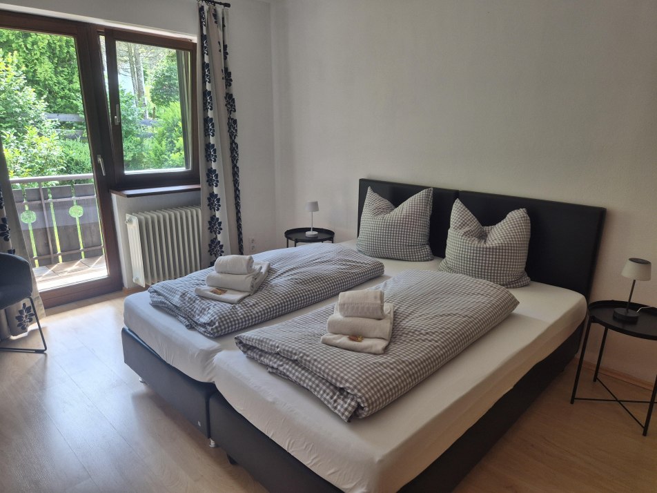 Schlafzimmer 2