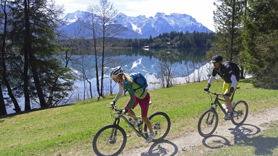 Barmsee mit dem Bike, © Alpenwelt Karwendel | Stefan Eisend