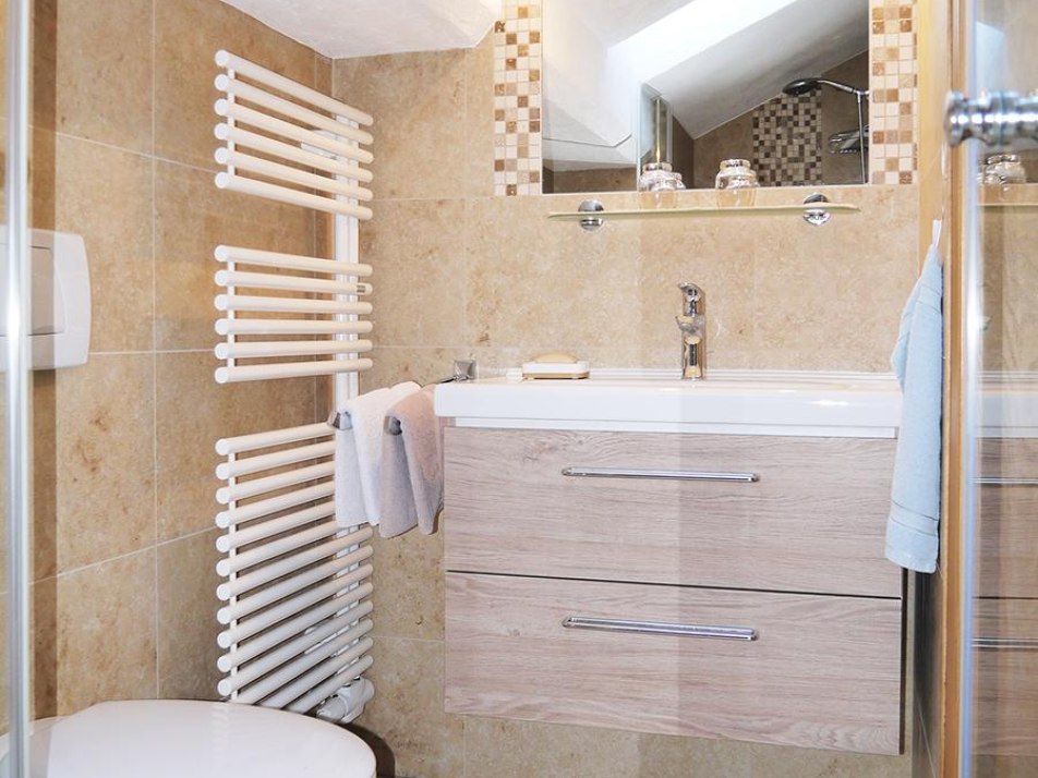 ferienwohnung-benedetti-badezimmer02-web