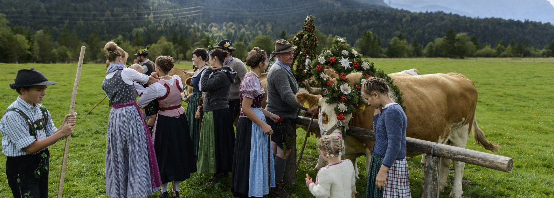 Eine ganz besonderer Termin: Der Almabtrieb in Krün mit Dorffest, Bauernmarkt und großem Rahmenprogramm., © Alpenwelt Karwendel | Zugspitz Region