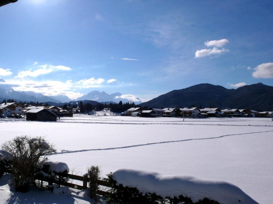 Langlaufen im Winter in Krün