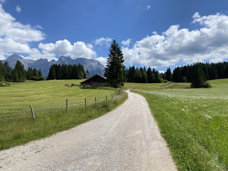 Magnificent panorama between Wallgau, Krün and Mittenwald Magnificent panorama between Wallgau, Krün and Mittenwald