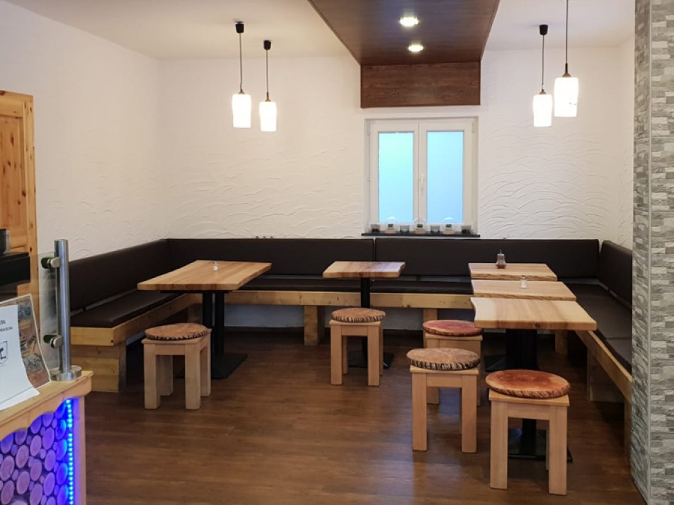 Döner Mo Sitzbereich, © Dönermo Mittenwald