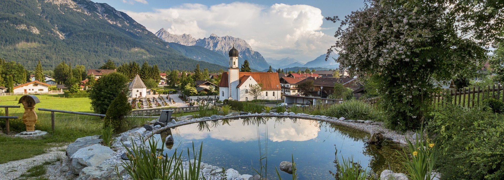 Panoramablick von der Sonnleiten auf Wallgau und das Karwendel, © Alpenwelt Karwendel | Wera Tuma