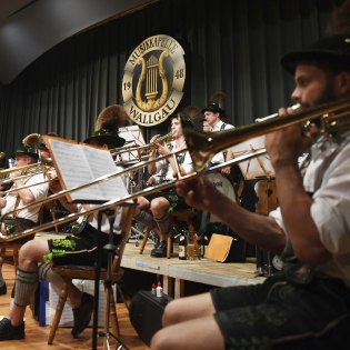 Eine typisch bayerische Blaskapelle - die Musikkapelle Wallgau, © Alpenwelt Karwendel | Angelika Warmuth