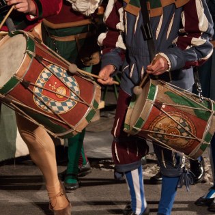 Eindrücke vom Bozner Markt in Mittenwald