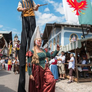 Eindrücke vom Bozner Markt in Mittenwald, © Alpenwelt Karwendel | Wera Tuma