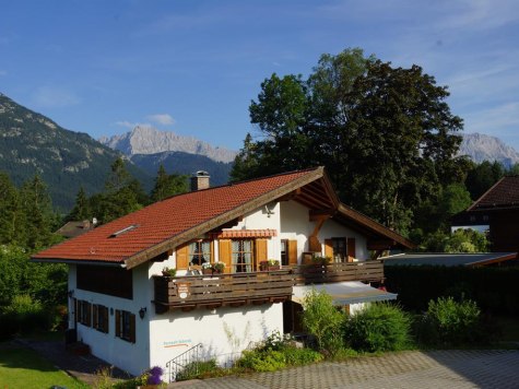 Hausanschicht Ferienwohnung Soiernblick Krün, © @schmid Hausanschicht Ferienwohnung Soiernblick Krün, © @schmid