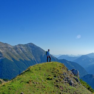 Ab Mittenwald, Krün und Wallgau können Sie bestens direkt zu verschiedenen Wanderungen im Karwendel einsteigen., © Alpenwelt Karwendel | Hubert Hornsteiner