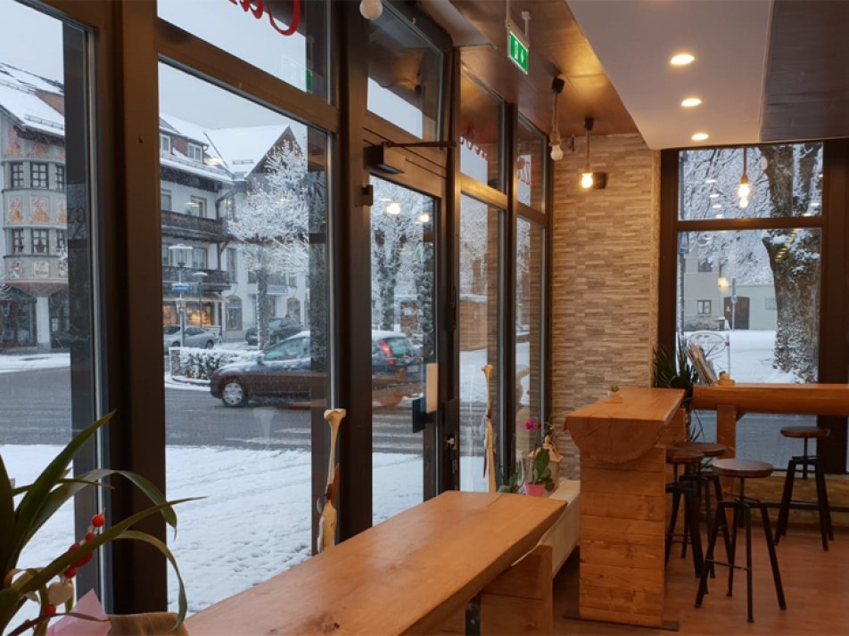 Döner Mo Eingangsbereich, © Dönermo Mittenwald